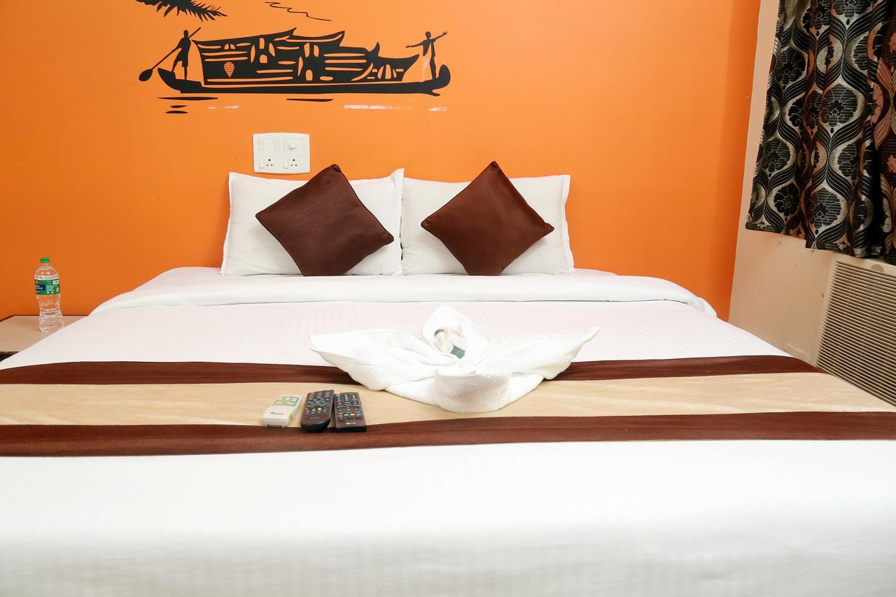 Rich Inn Suites - Next To Accord Metropolitian. Chennai Exterior foto